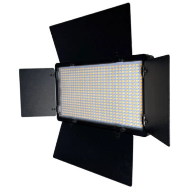 اضاءه ثابته وكشافات